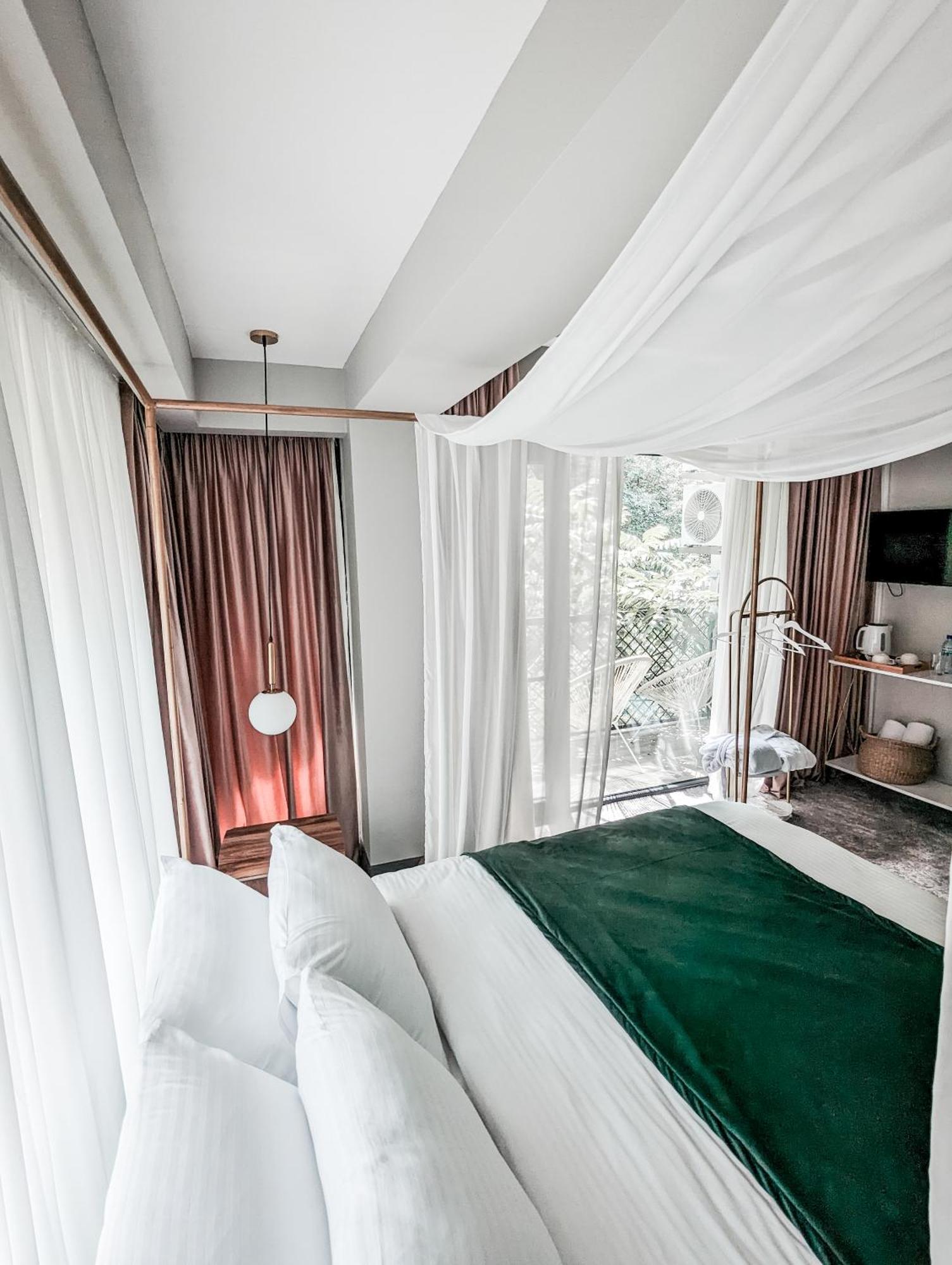 Park Resort Mtirala National Park Chakvistavi المظهر الخارجي الصورة